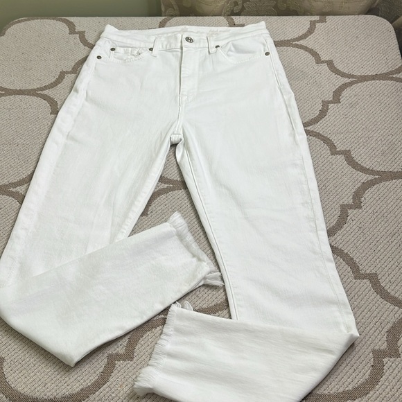 7 For All Mankind White high waisted ankle gwenevere Denim Jeans fray hems - Picture 15 of 17